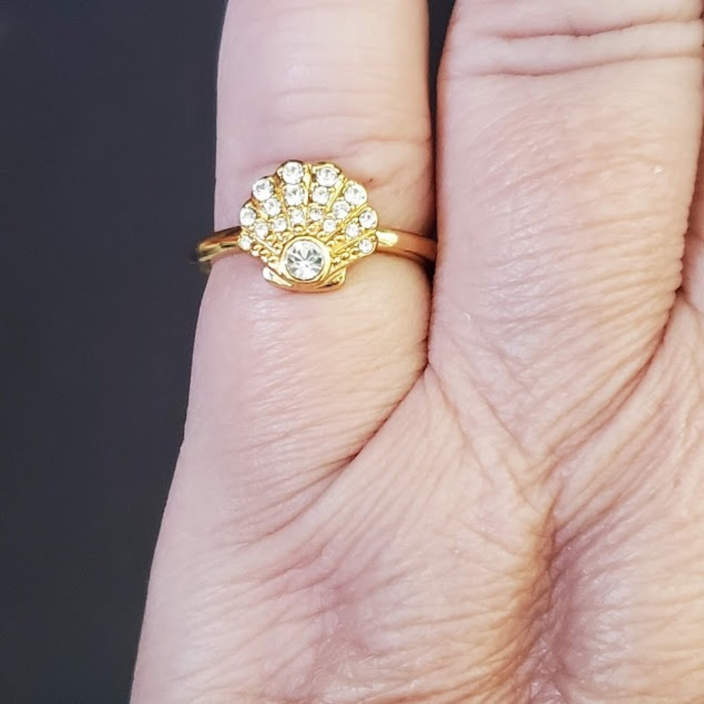 Coach Gold Tone Crystal Seashell Scallop Shell Ring Size 7 Coastal Mermaidcore
